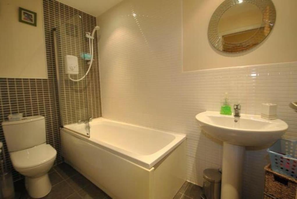 格拉斯哥Executive 2 Bed 2 Bath - Free Parking公寓 外观 照片