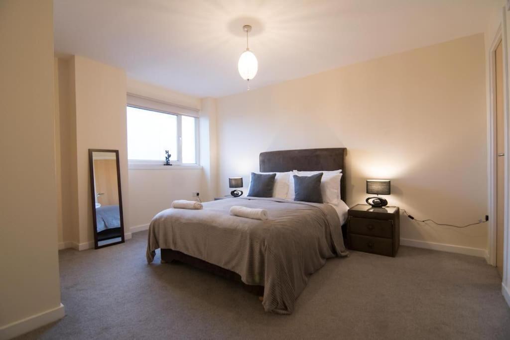 格拉斯哥Executive 2 Bed 2 Bath - Free Parking公寓 外观 照片